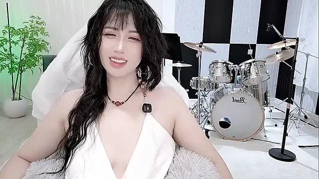 Evangelin-e live sex cam