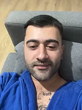 Ertomey live sex cam