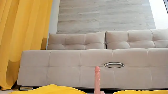 IreneHabibi live sex cam