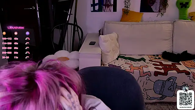 Lollyshy live sex cam