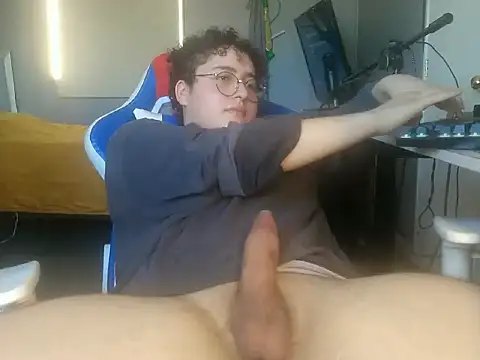 Antonylove15 live sex cam