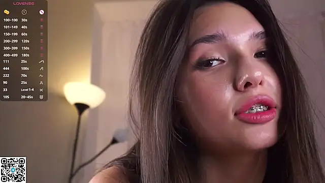 LoraAtcher live sex cam