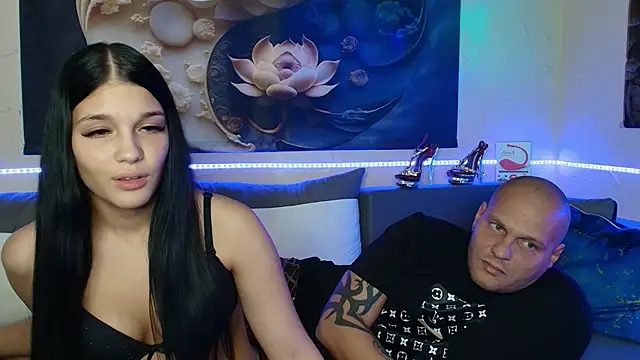xDeepInLovexx live sex cam