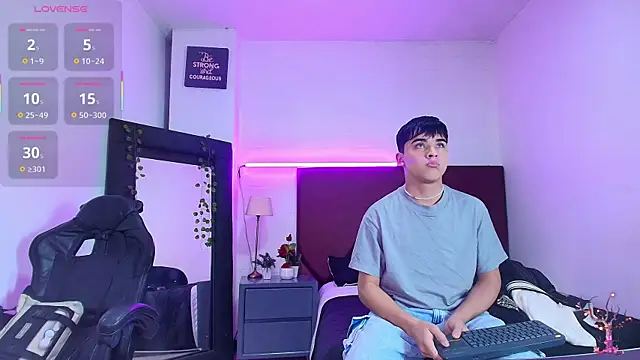 Lucass_love live sex cam