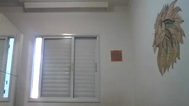 madamsdog live sex cam