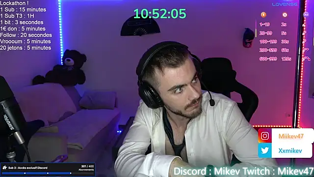 Mikev live sex cam