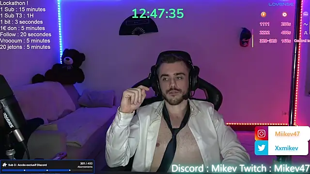 Mikev live sex cam