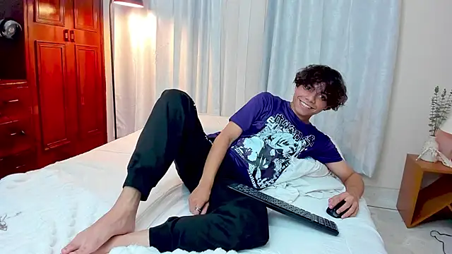 Honeymoon_sariel live sex cam