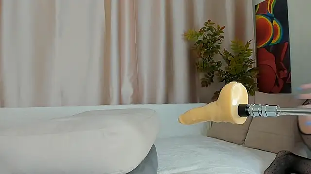 HeyGinger live sex cam