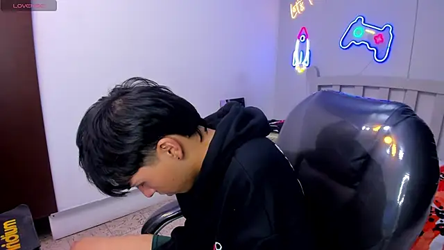 StiwenTwink live sex cam