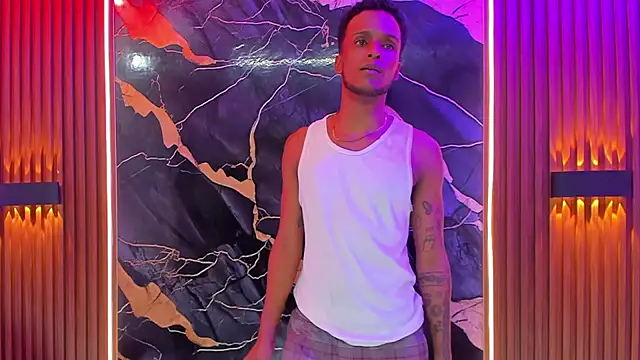 Dinasty_Moon_ live sex cam