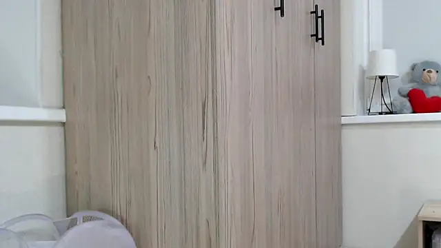 increible_della live sex cam