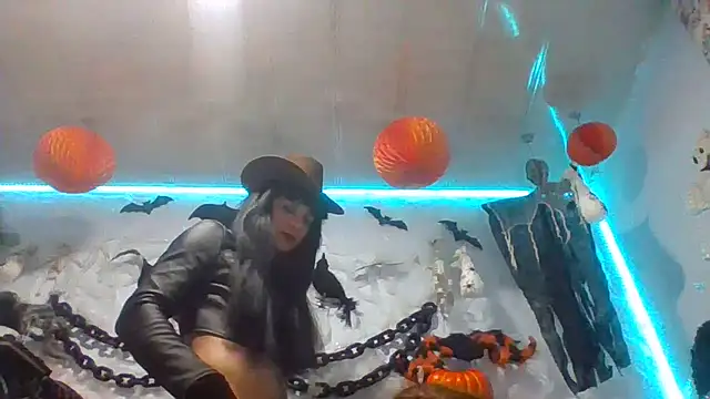 latintransbigcum live sex cam