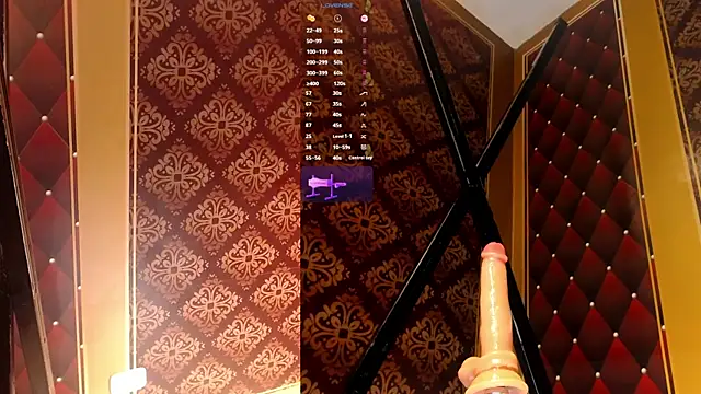 TylerBloom live sex cam