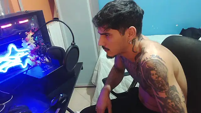 Badboyi1997 live sex cam