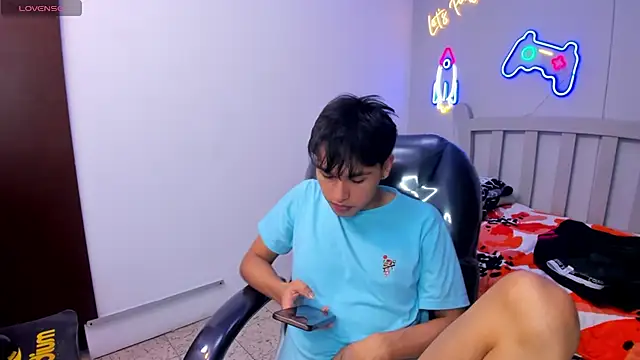 StiwenTwink live sex cam