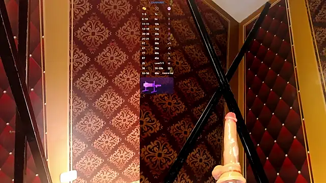 TylerBloom live sex cam