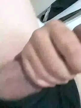 luca12z live sex cam