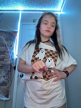 Cutiepiespanks live sex cam