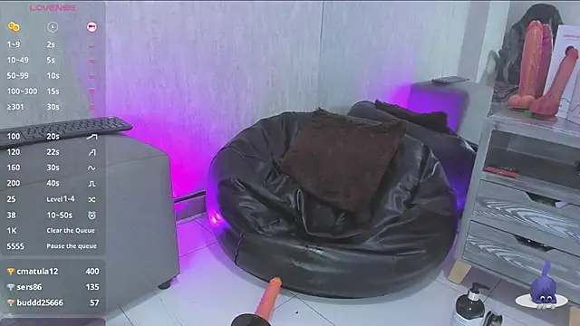 Almaazz live sex cam