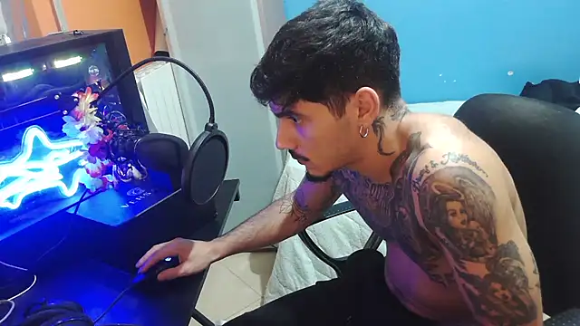 Badboyi1997 live sex cam