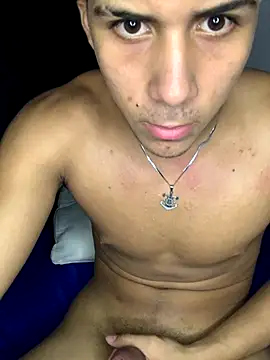 tylerwarron live sex cam