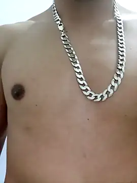 Novin4i20 live sex cam