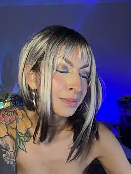 Cinamoonn live sex cam