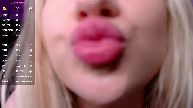 CutiePie69__ live sex cam