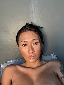 thai-dreamgirl live sex cam