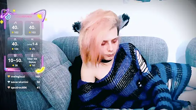 Littlepinkcat live sex cam