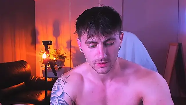 Oscar_Miller_ live sex cam