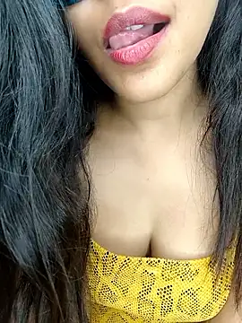 Babbyy_doll live sex cam