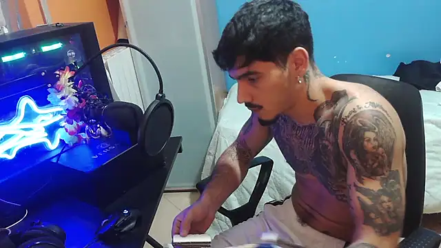 Badboyi1997 live sex cam