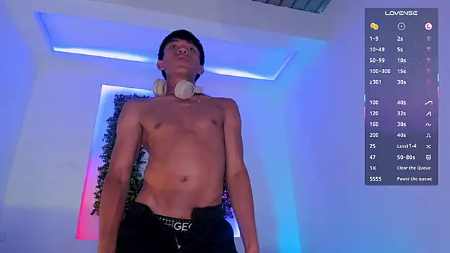 Santti_ live sex cam