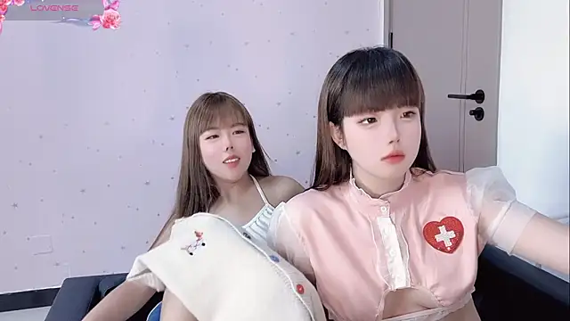 TT-XXTT live sex cam