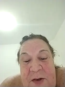 Yaya_Mineira live sex cam
