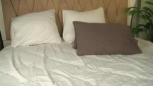 LillianLester live sex cam