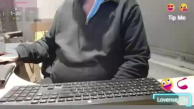 bigbadjon69 live sex cam