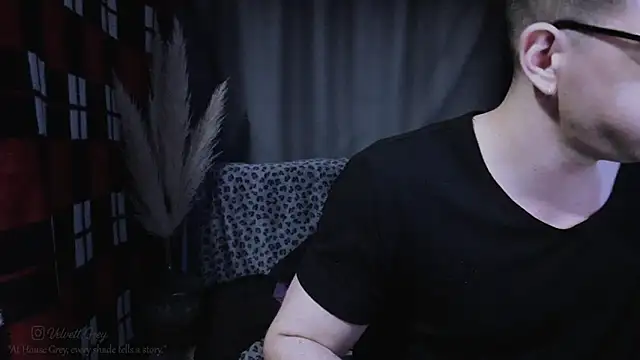 VelvetGrey live sex cam