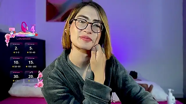 rousseblossom live sex cam