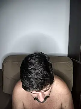 Gatoo_rj live sex cam