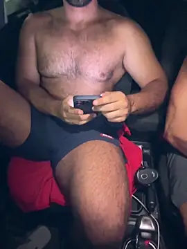 CasadoLutadorBigStuds live sex cam