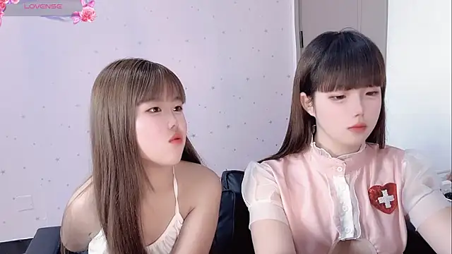TT-XXTT live sex cam