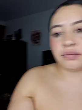 Stefani02 live sex cam