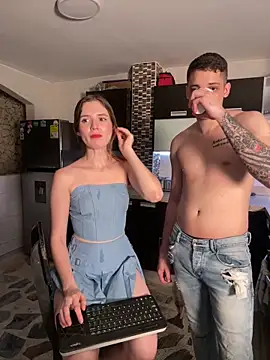 kevin_hotgirls live sex cam