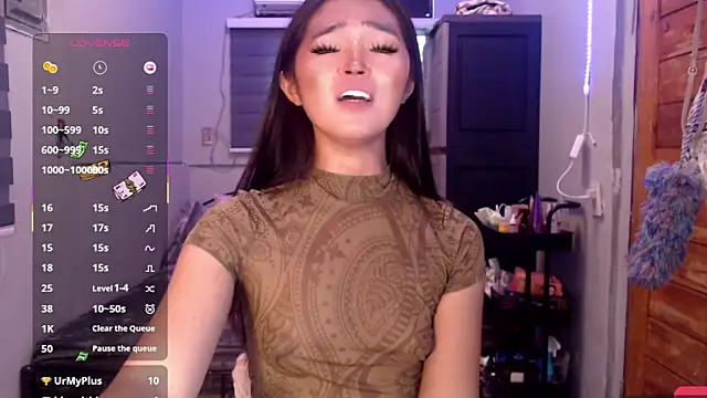 Itsme_claireee live sex cam