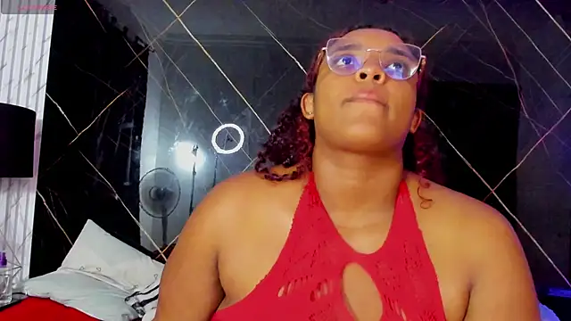 Alaia_Gutierrez live sex cam