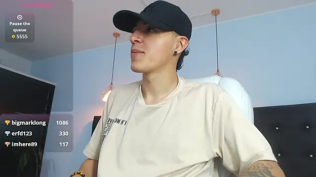 Lobo_17_ live sex cam