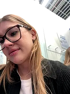 RinaCat live sex cam